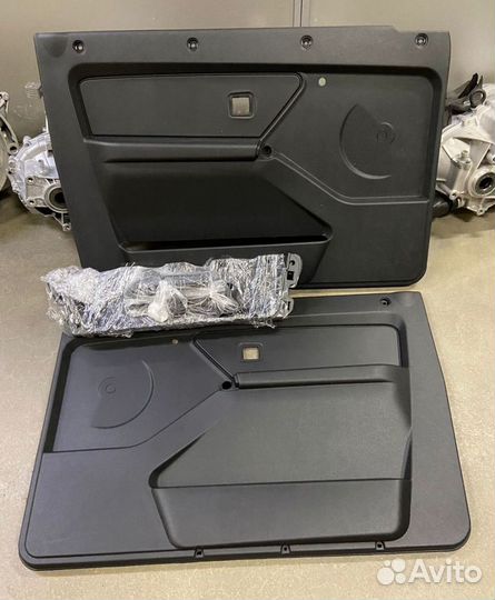 Обшивка двери Нива Урбан