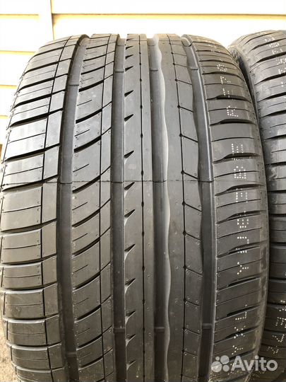 RoadX RXMotion U11 225/45 R18 и 255/40 R18