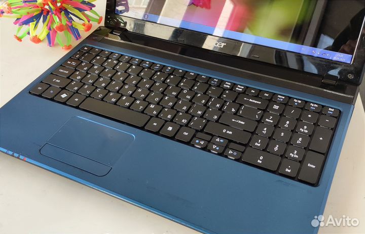 Ноутбук Acer/4ядра/новый аккум