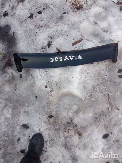 Дефлектор капота для skoda