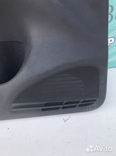 Обшивка двери Фольксваген гольф 6