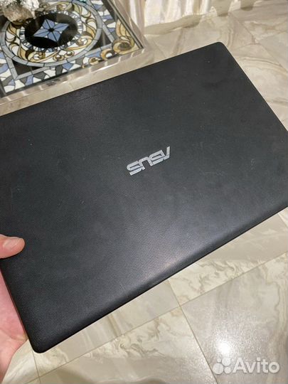 Ноутбук asus x551m