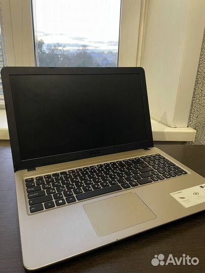 Ноутбук для офиса Asus Intel / 4 gb / 120gb