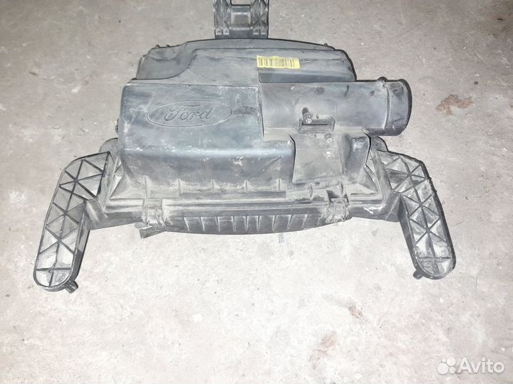 Корпус воздушного фильтра ford turneo custom