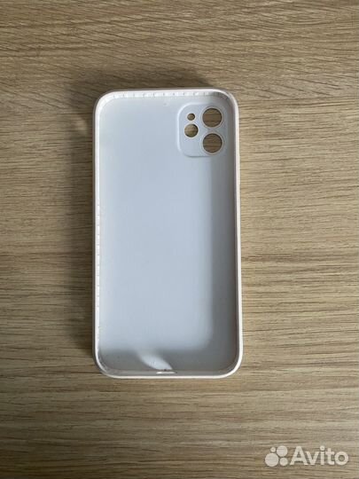 Чехол на iPhone 11 с защитой камеры