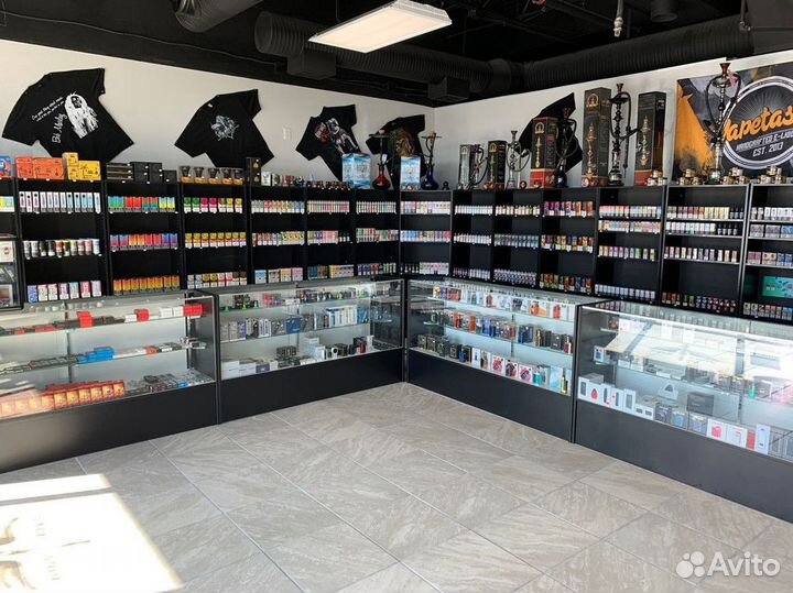 Табачный магазин с продукцией для вейпов