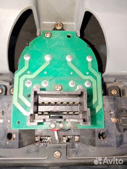 Плафон светильник салона Kia Carnival