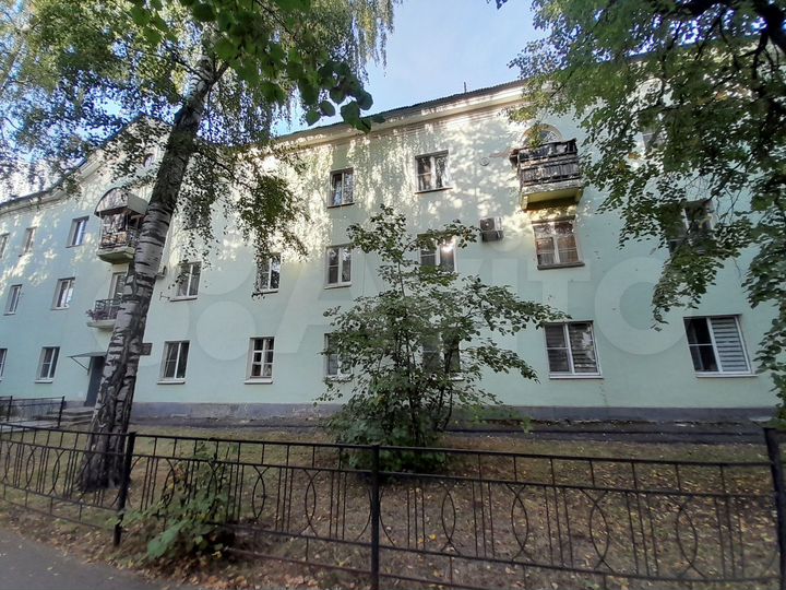 3-к. квартира, 82,5 м², 1/3 эт.