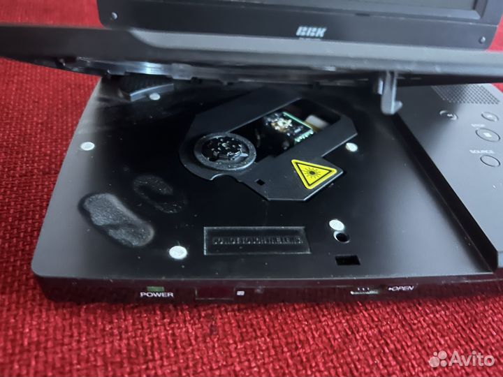 Портативный dvd плеер bbk DL8513TI