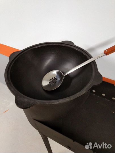 Мангал с подказанником