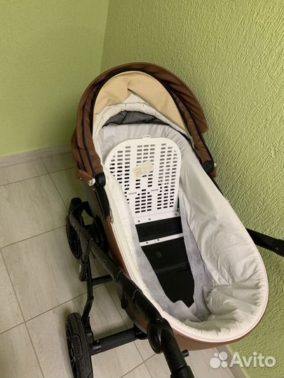 Коляска roan bass soft le