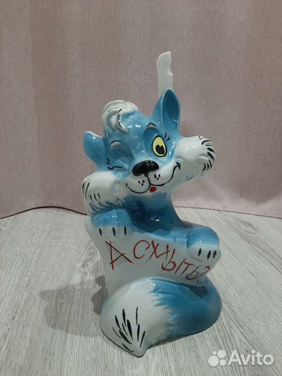 Кот хулиган