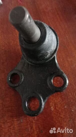 Нисан опора шаровая, передняя нижняя