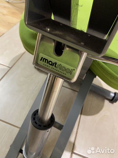 Коленный стул для осанки SmartStool