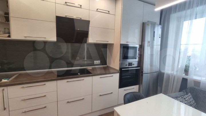 2-к. квартира, 54,4 м², 7/10 эт.