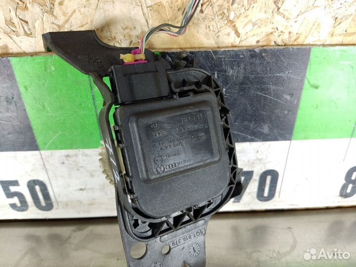 Моторчик заслонки отопителя Skoda Fabia 1997 2007