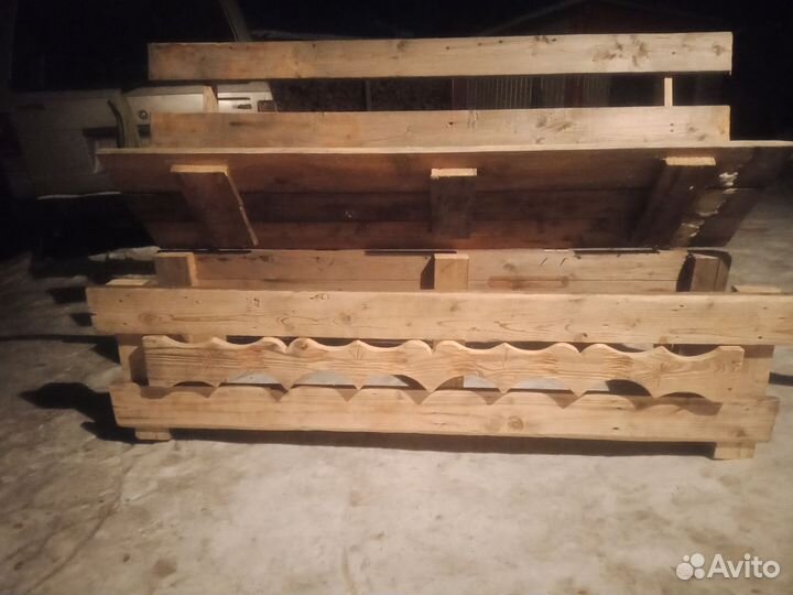 Лавка деревянная