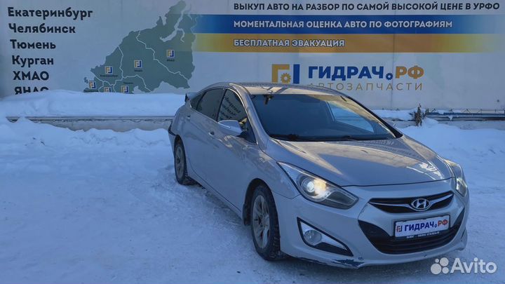 Кронштейн кпп Hyundai i40 (VF) 45211-3B680