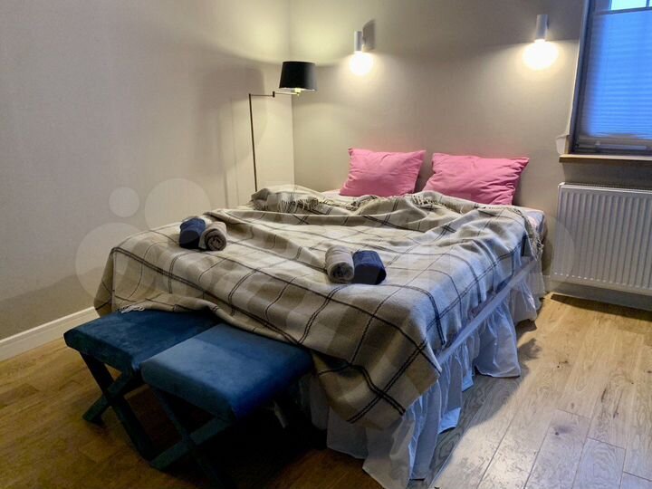 2-к. квартира, 60 м², 1/8 эт.