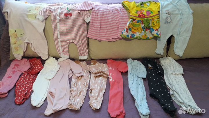 Два больших пакета вещей на девочку
