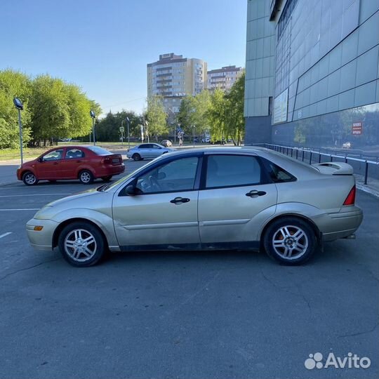 Ford Focus 2.0 AT, 2000, 271 000 км