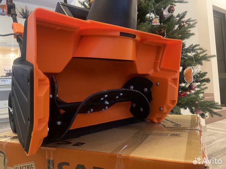 Снегоуборщик электрический Carver STE-2346 2300 вт