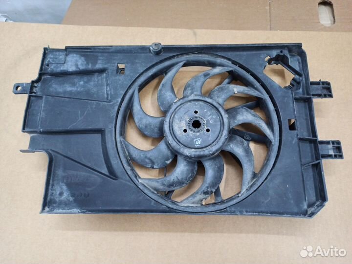 Лада Гранта диффузор охлаждения радиатора