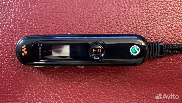 Bluetooth гарнитура Sony Ericsson HBH-DS970