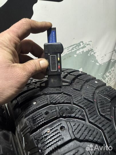 Bridgestone Blizzak Ice 205/60 R16