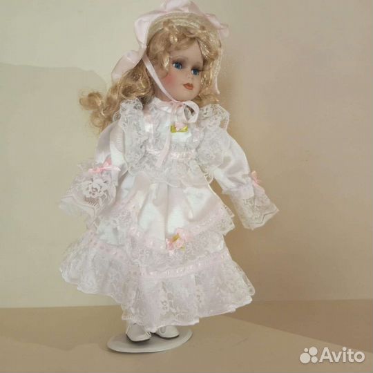 Коллекционная кукла