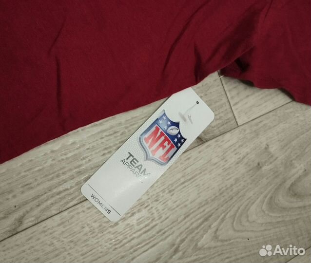 Новая Фирменная Футболка L