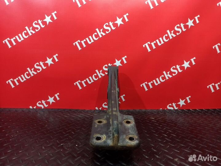 Кронштейн усилителя бампера камаз 5490