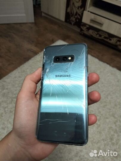 Мобильные телефоны бу Galaxy s10e