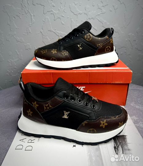 Кроссовки Louis Vuitton женские