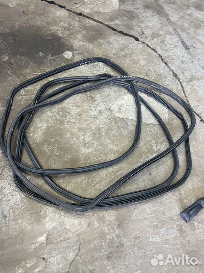 Уплотнительная резинка дверей Opel Corsa D хэтчбек