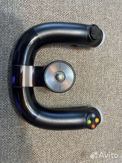 Xbox 360 S + kinect + руль + геймпад + диск