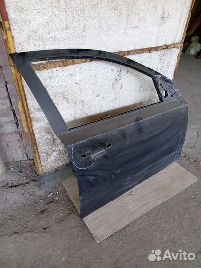 Дверь передняя правая Opel Astra H