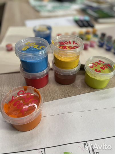 Акриловые краски