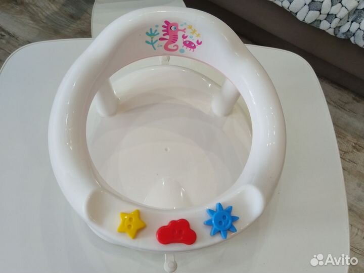 Стульчик для купания в ванной