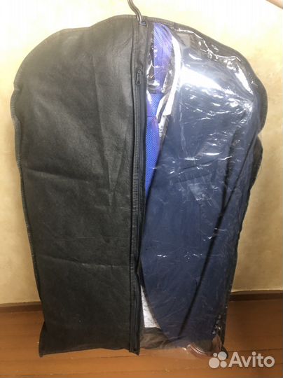 Продам костюм