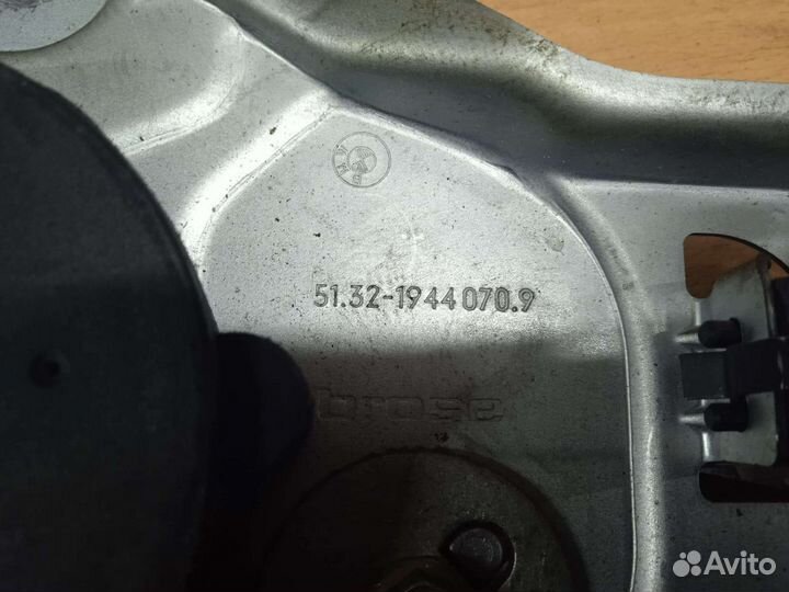 Стеклоподъёмник передний правый bmw 5 E34 бмв5 E34