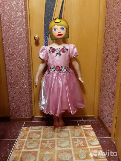 Платье нарядное