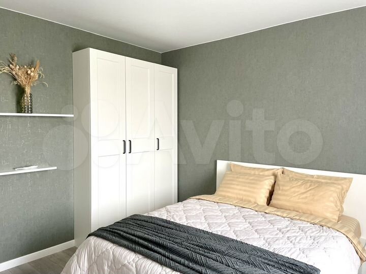 2-к. квартира, 60 м², 14/17 эт.