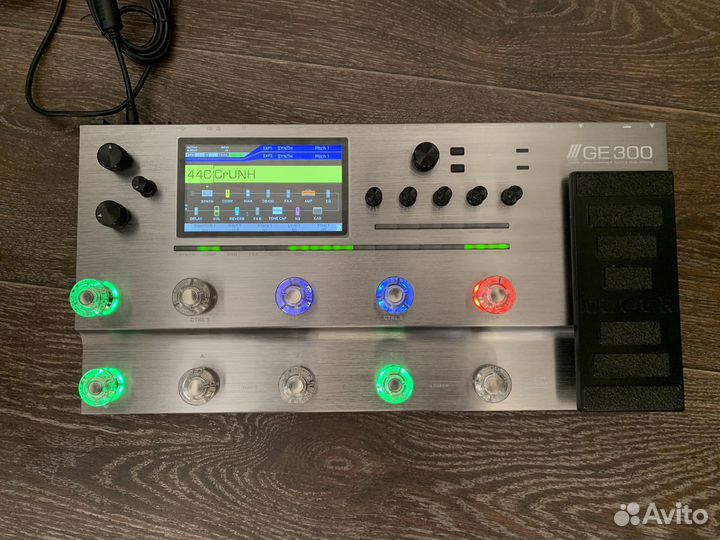Гитарный cpu Мооer gе300
