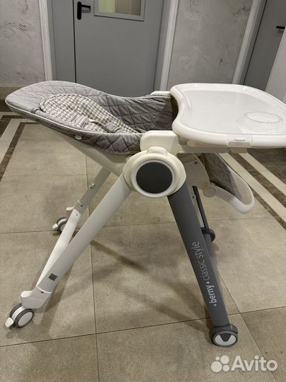 Стульчик для кормления happy baby berny classic