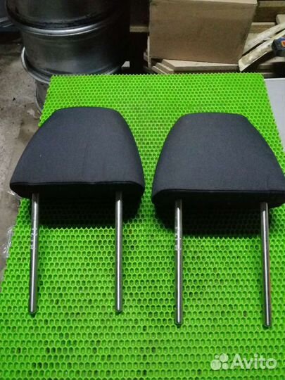 Передний подголовник volkswagen golf 6