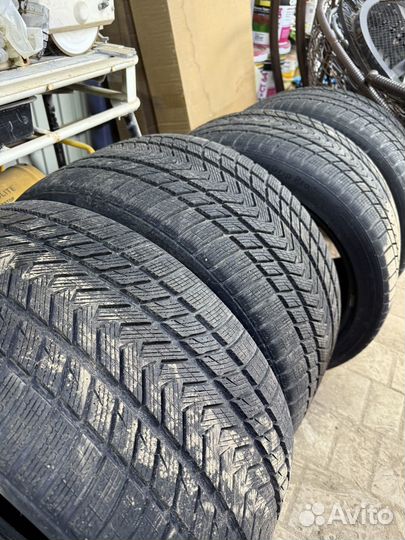 Gripmax SureGrip Pro Winter 295/35 R21 и 315/30 R22