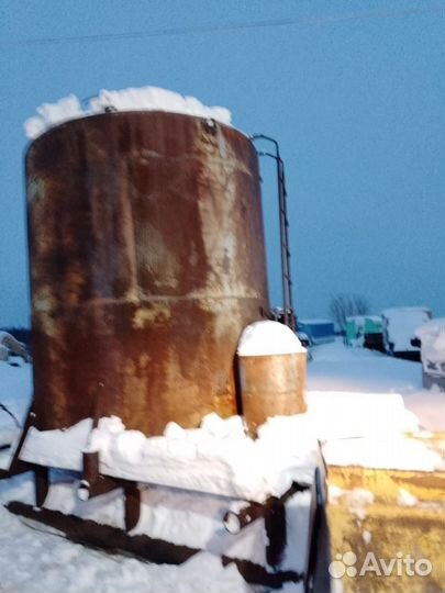 Продам емкость на санях 25 м.к самовывоз, торг