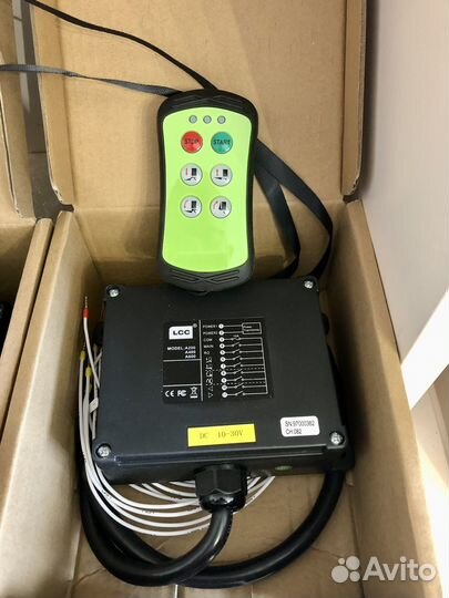 Дистанционные пульт для управления гидробортом