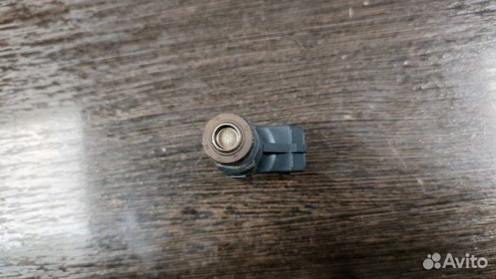 Форсунка топливная Volkswagen Touareg 1 4.2 2006